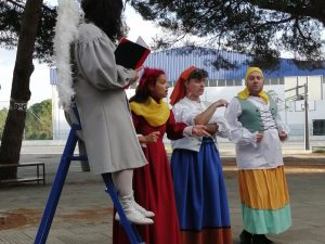 De santo e de louco…