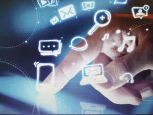 “O DESASSOSSEGO DAS TECNOLOGIAS” AÇÃO DE SENSIBILIZAÇÃO